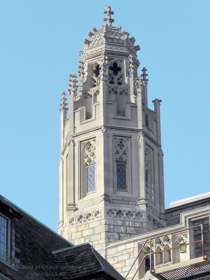 yale university turrets