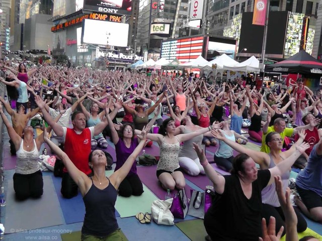 summer-solstice-new-york-8 summer solstice new york times square