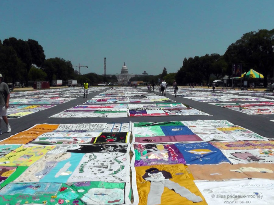 folklife aids memorial quilt