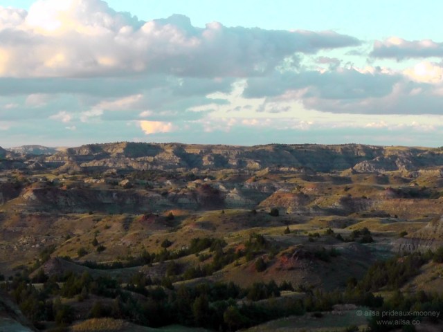 us road trip badlands outlook theodore roosevelt national park usa america driving