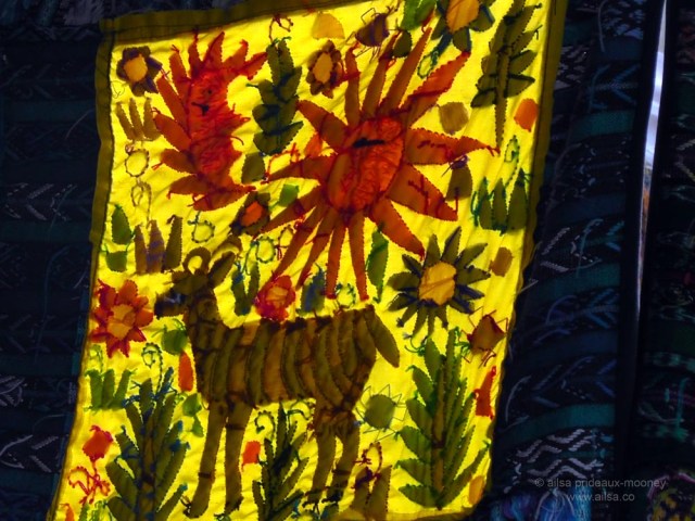 guatemala guatemalan quilt craft fabric atitlan santiago travel