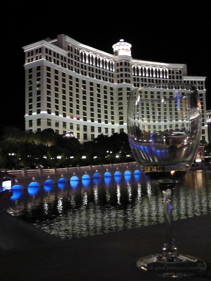 bellagio las vegas desert night glow us road trip usa america driving