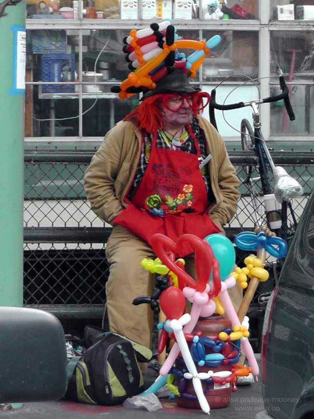 clown, seattle, pike place market, travel, travelogue, photography, ailsa prideaux-mooney
