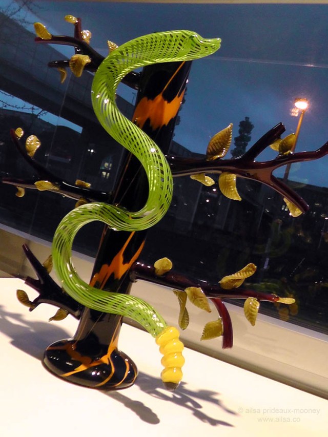 glass furnace molten tacoma museum washington