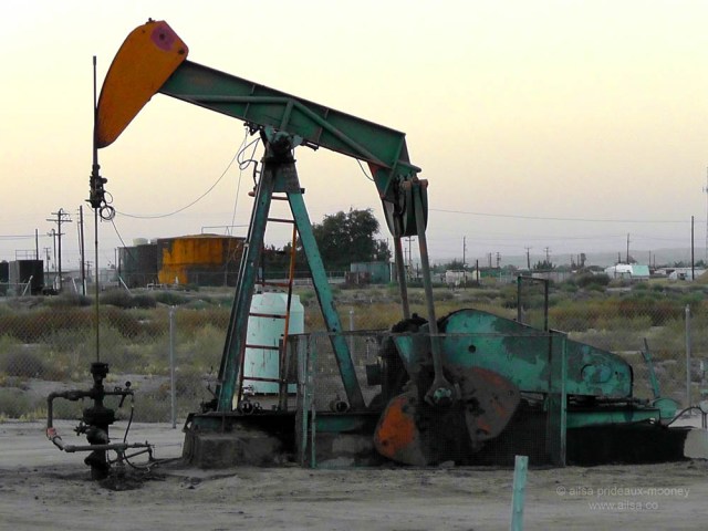 mojave desert hills california road trip us usa america driving travel oil oilfield grasshopper