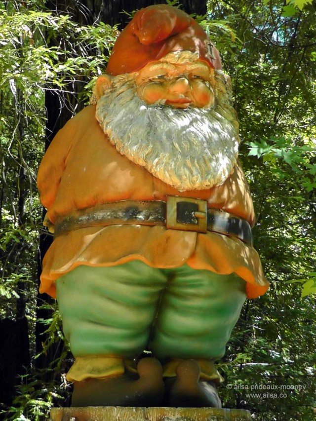 legend of bigfoot garberville california road trip us usa america travel