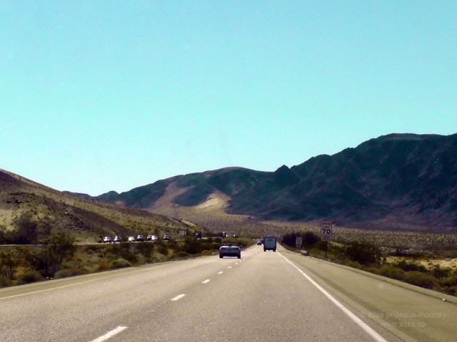 mojave joshua tree desert california road trip us usa america driving travel