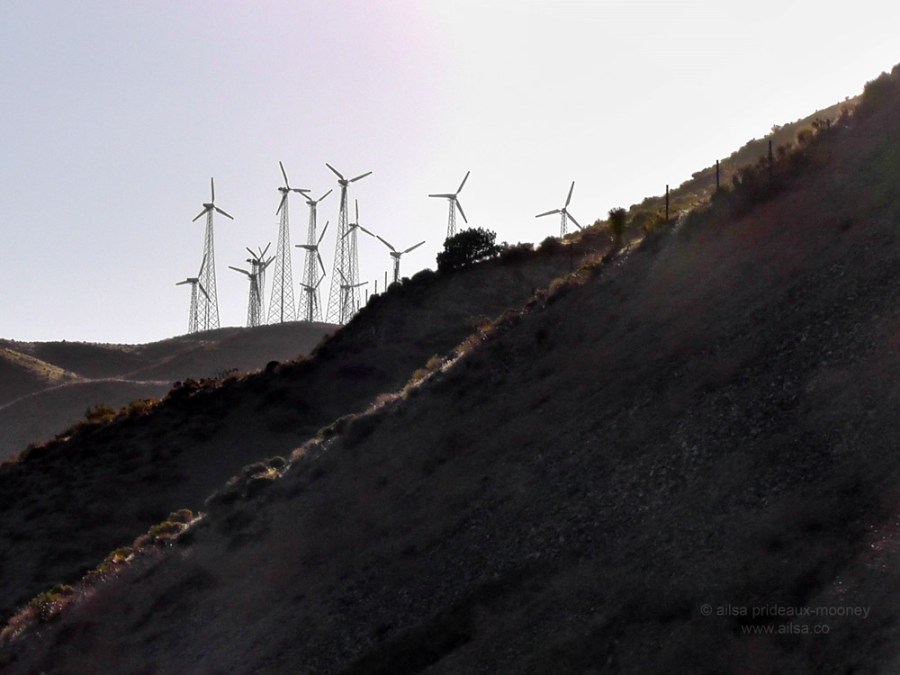 mojave tehachapi pass windfarm desert california road trip us usa america driving travel