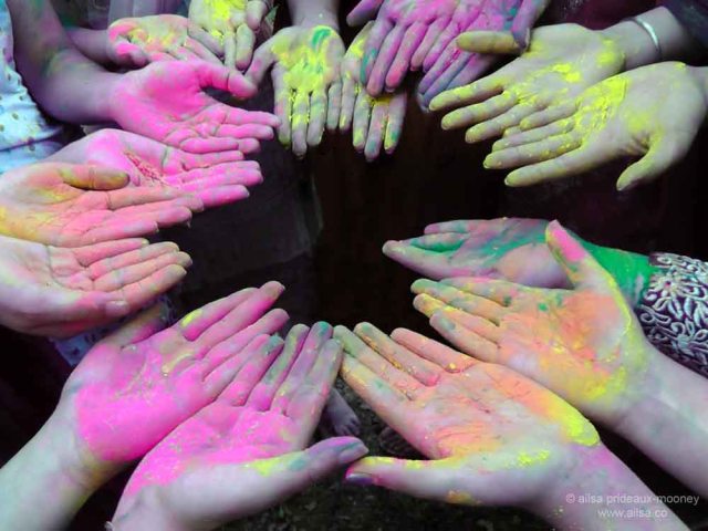 holi, holi festival, festival of color, festival of colour, travel, ailsa prideaux-mooney, maple valley
