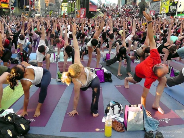 summer solstice, yoga, times square, new york, travel, ailsa prideaux-mooney, photography