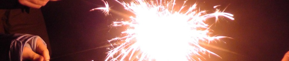 seattle, golden gardens, bonfire night, guy fawkes, sparklers, travel, photography, travelogue, ailsa prideaux-mooney