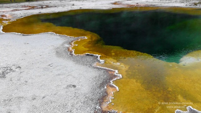 emerald pool, yellowstone national park, usa, america, road trip, travel, travelogue, photography, ailsa prideaux-mooney