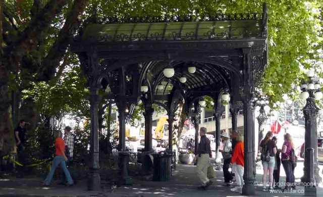pioneer square, seattle, downtown seattle. seattle pergola, washington, travel, travelogue, photography, ailsa prideaux-mooney