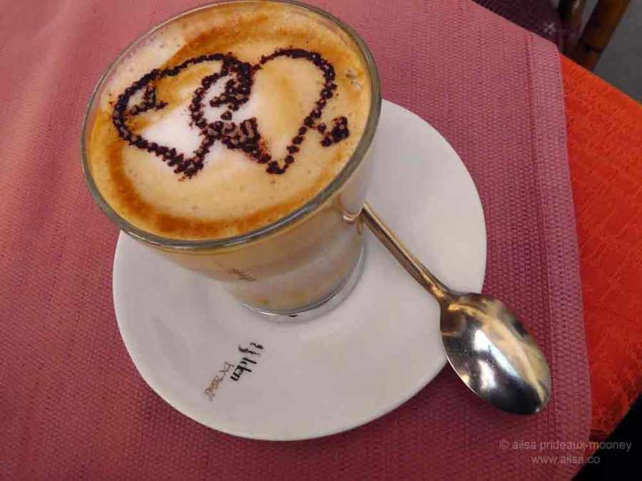 coffee, caffe latte, italian coffee, Rome, Italy, photography, travel, travelogue, Ailsa Prideaux-Mooney