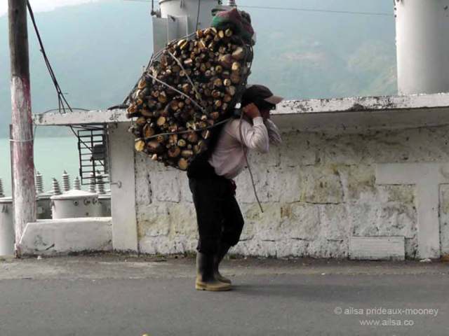 guatemala, atitlan, log carrying, travel, travelogue, photography, ailsa prideaux-mooney, travel photography