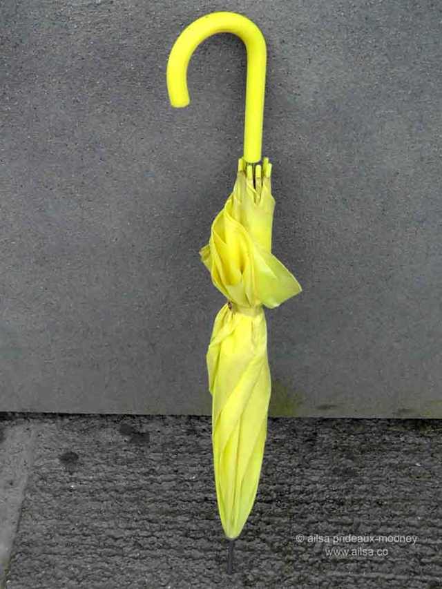 yellow umbrella, travel, travelogue, ailsa prideaux-mooney