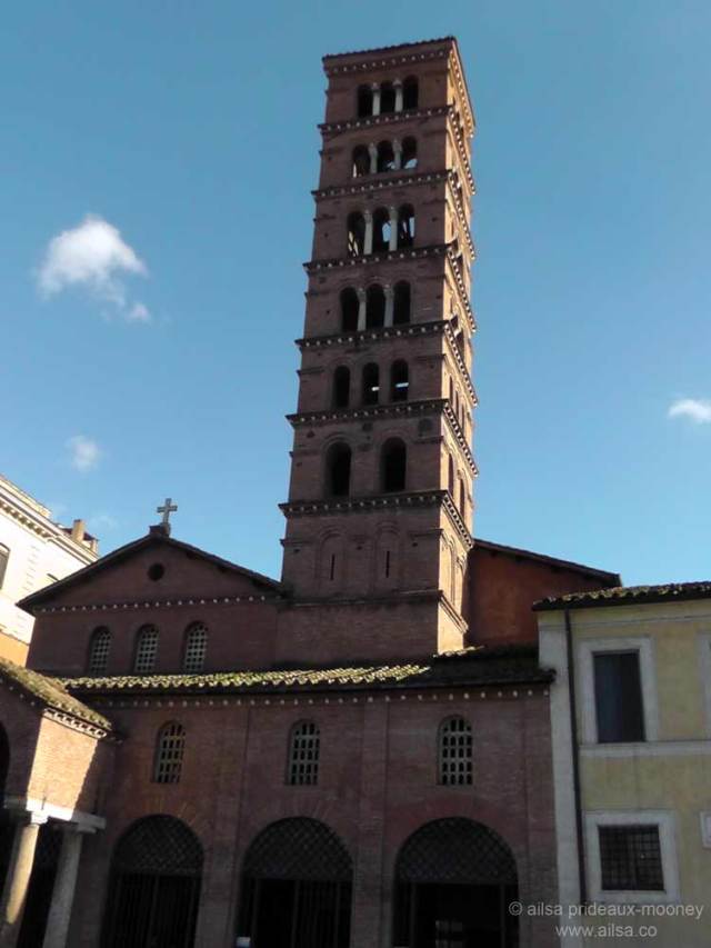 chiesa santa maria in cosmedin, la bocca della verita, mouth of truth, roman holiday, italy, rome, travel, travelogue, photography, ailsa prideaux-mooney