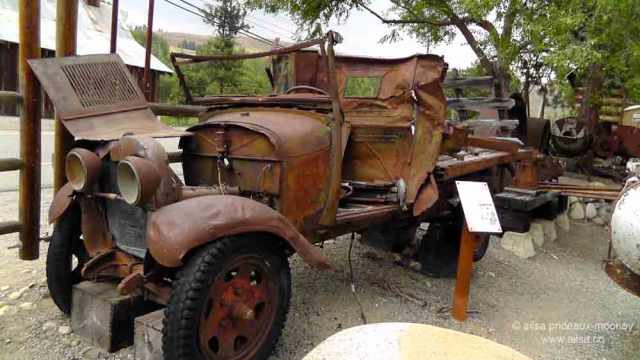 winthrop, methow valley, north cascades loop, washington, travel, travelogue, ailsa prideaux-mooney, vintage car