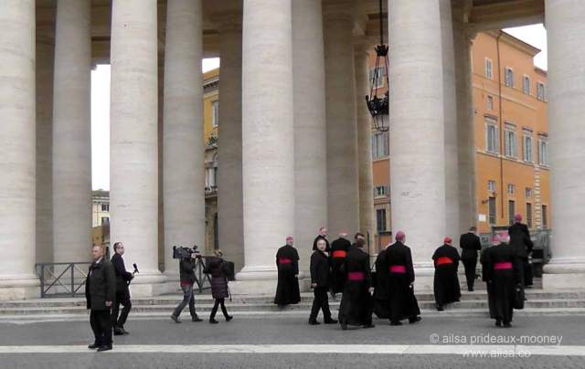 vatican city, st peter's basilica, rome, italy, travel, travelogue, ailsa prideaux-mooney, vatican holiday, gathering of cardinals