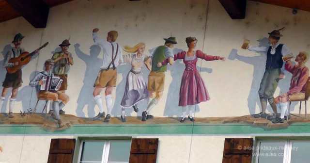 north cascades loop, leavenworth, washington, Bavarian village, travel, travelogue, Ailsa Prideaux-Mooney, mural
