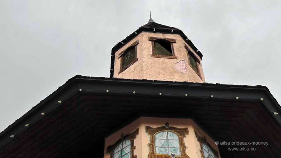 north cascades loop, leavenworth, washington, Bavarian village, travel, travelogue, Ailsa Prideaux-Mooney, architecture