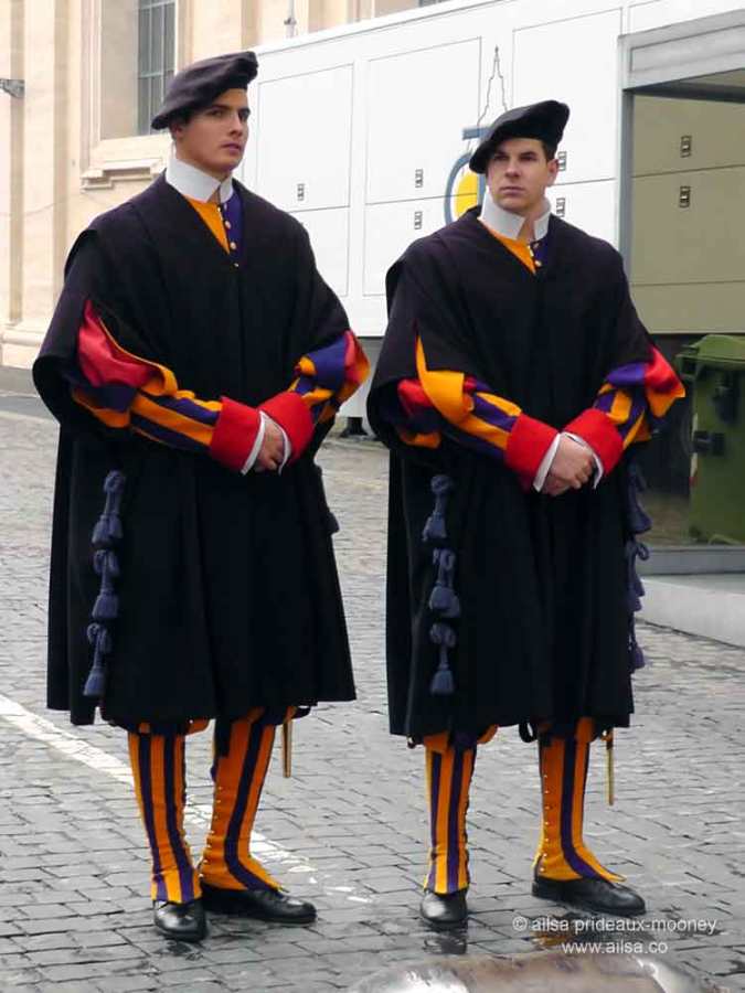 vatican city, st peter's basilica, rome, italy, travel, travelogue, ailsa prideaux-mooney, swiss guard