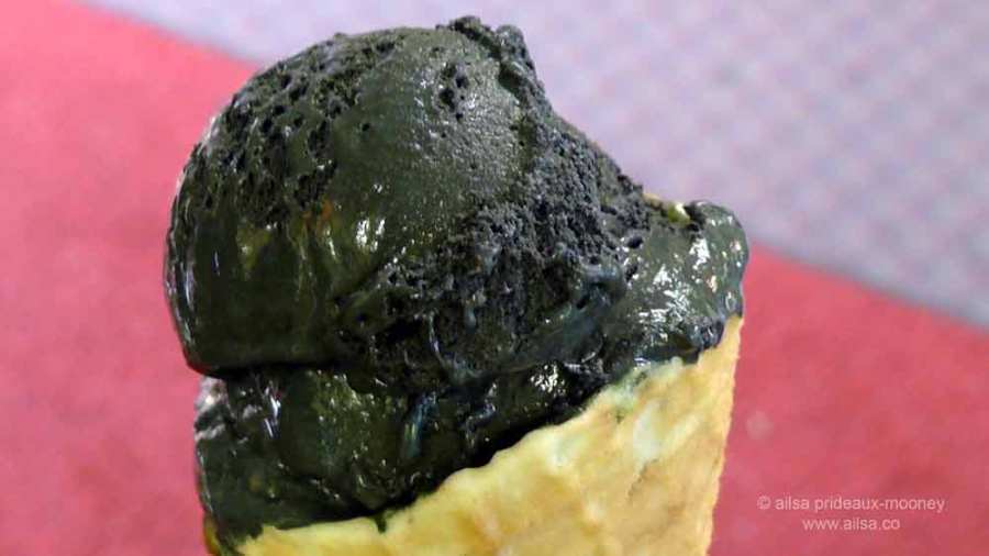 north cascades loop, leavenworth, washington, Bavarian village, travel, travelogue, Ailsa Prideaux-Mooney, umpqua black licorice ice cream