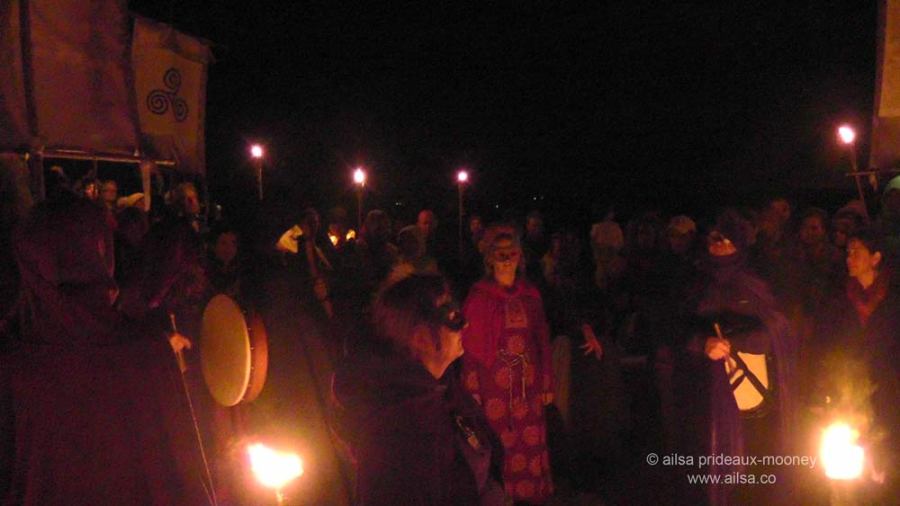 samhain, athboy, meath, fire festival, samhain fire festival tlachtga, tlachtga, hill of tlachtga, hill of ward, hallowe'en, halloween, birthplace of samhain, travel, travelogue, ailsa prideaux-mooney, photography