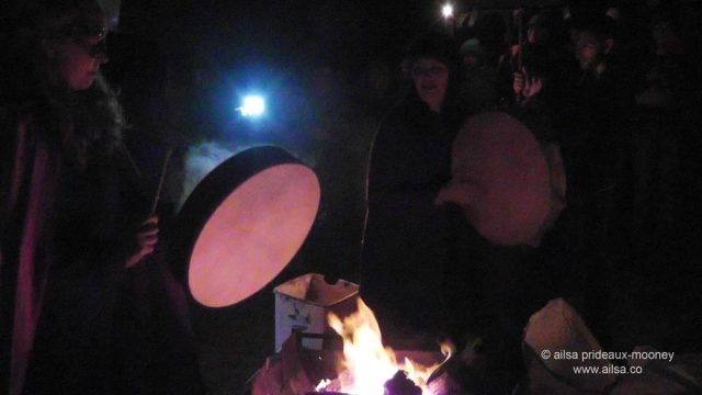samhain, athboy, meath, fire festival, samhain fire festival tlachtga, tlachtga, hill of tlachtga, hill of ward, hallowe'en, halloween, birthplace of samhain, travel, travelogue, ailsa prideaux-mooney, photography, warming bodhrans
