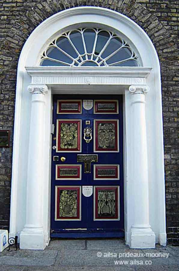 merrion square, dublin, doors, georgian houses, dublin city of culture, shane johnson, travel, donal o'buachalla, travelogue, ailsa prideaux-mooney, ireland