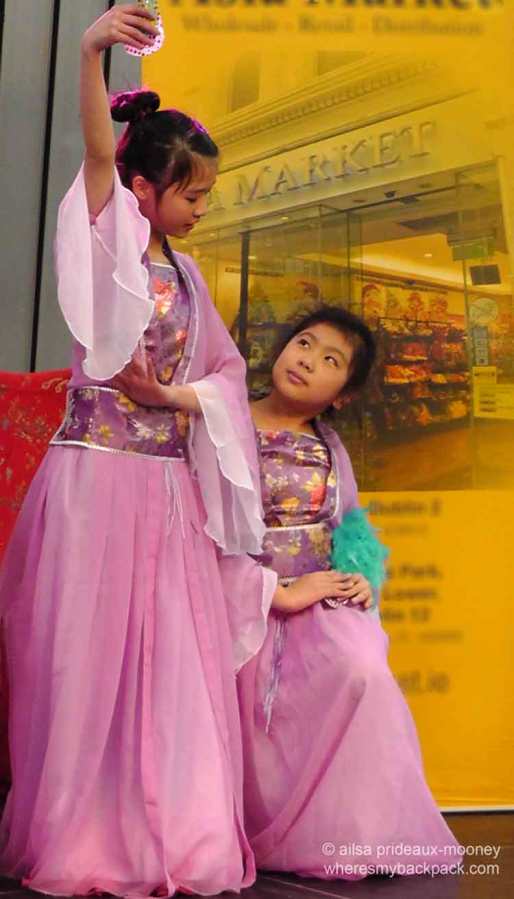 dublin chinese new year festival 2015, dragons, tai chi, kung fu, dragon dance, lion dance, year of the sheep, chinese harp, zither, travel, travelogue, ailsa prideaux-mooney