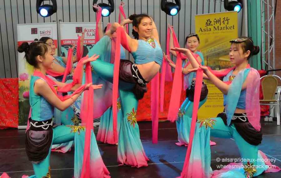dublin chinese new year festival 2015, dragons, tai chi, kung fu, dragon dance, lion dance, year of the sheep, chinese harp, zither, travel, travelogue, ailsa prideaux-mooney
