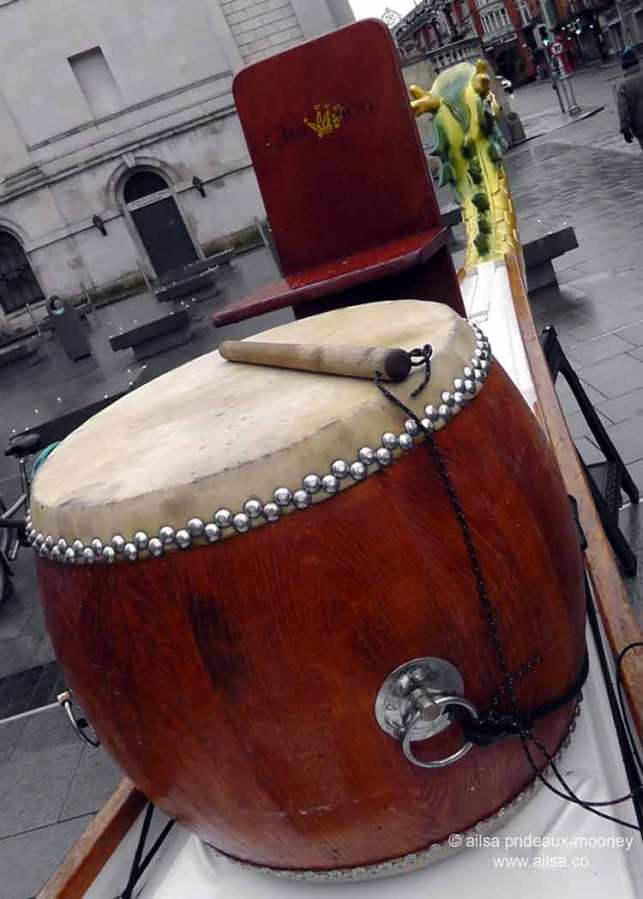 dublin chinese new year festival 2015, dragons, tai chi, kung fu, dragon dance, lion dance, year of the sheep, chinese harp, zither, travel, travelogue, ailsa prideaux-mooney