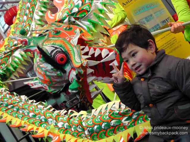 dublin chinese new year festival 2015, dragons, tai chi, kung fu, dragon dance, lion dance, year of the sheep, chinese harp, zither, travel, travelogue, ailsa prideaux-mooney