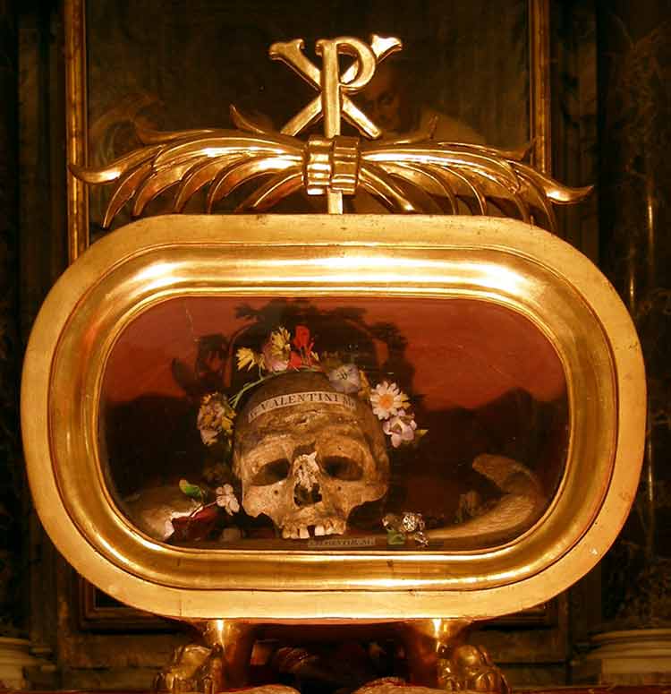 St Valentine's skull, Rome, Italy, Basilica di Santa Maria in Cosmedin, bocca della verita, mouth of truth, travel, travelogue, ailsa prideaux-mooney