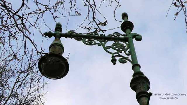 merrion square, dublin, old lamp posts, dublin lampposts, old dublin lamp-posts, travel, travelogue, ireland, ailsa prideaux-mooney