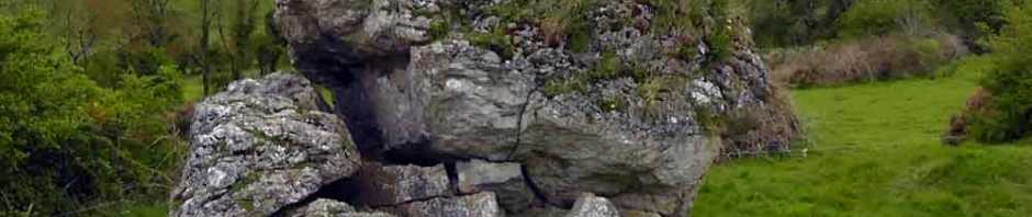 Ail na Míreann, cat stone, catstone, hill of uisneach, navel of ireland, stone of the divisions, Umbilicus Hinerniae, Axis Mundi, ireland, westmeath, travel, travelogue, ailsa prideaux-mooney