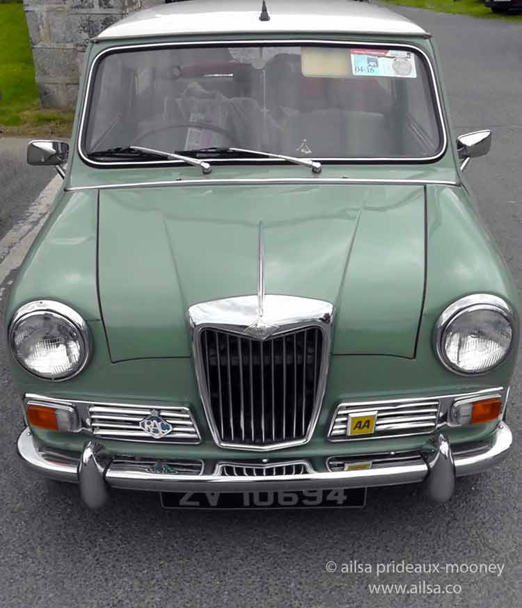 vintage car rally, irish veteran and vintage car club, powerscourt estate, picnic, travel, travelogue, ireland, ailsa prideaux-mooney