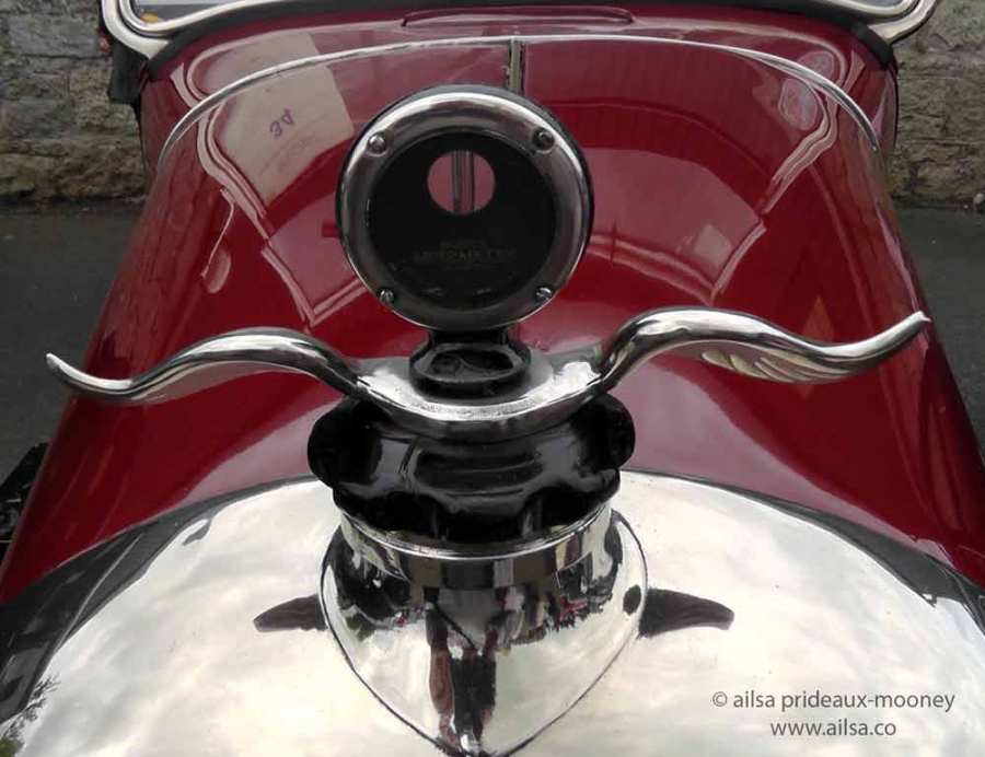 vintage car rally, irish veteran and vintage car club, powerscourt estate, picnic, travel, travelogue, ireland, ailsa prideaux-mooney, hood ornament