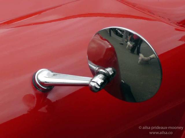 vintage car rally, irish veteran and vintage car club, powerscourt estate, picnic, travel, travelogue, ireland, ailsa prideaux-mooney, vintage car mirror