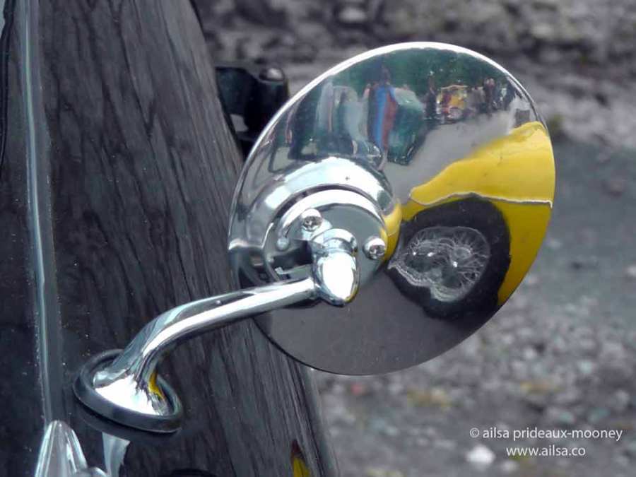 vintage car rally, irish veteran and vintage car club, powerscourt estate, picnic, travel, travelogue, ireland, ailsa prideaux-mooney, vintage car mirror