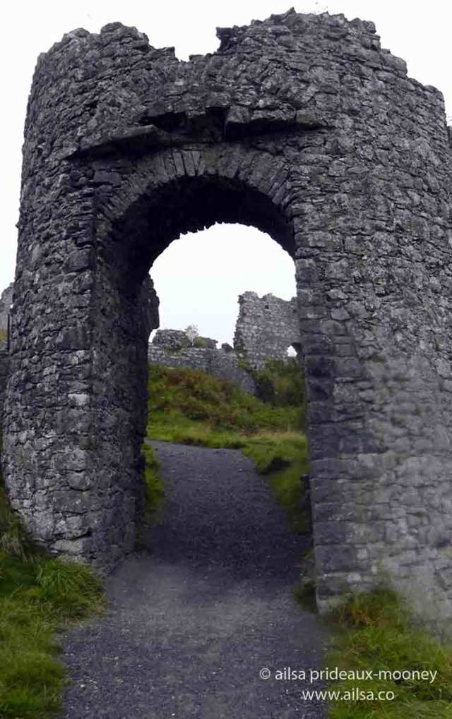 barbican gate, rock of dunamase, county laois, ireland, travel, strongbow, travelogue, photography, ailsa prideaux-mooney
