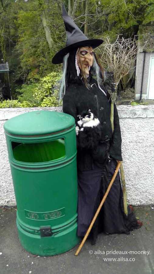 leap, county cork, ireland, travel, travelogue, hallowe'en, halloween, scarecrows, ailsa prideaux-mooney