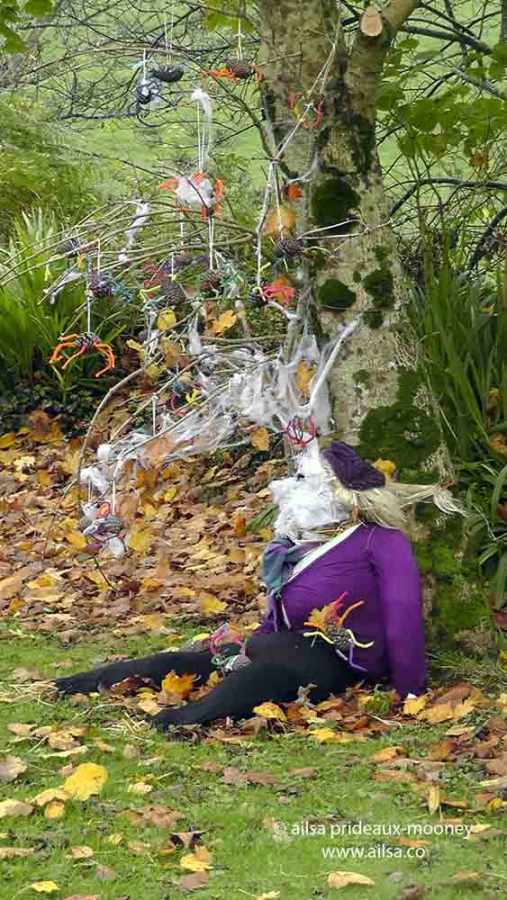 leap, county cork, ireland, travel, travelogue, hallowe'en, halloween, scarecrows, ailsa prideaux-mooney