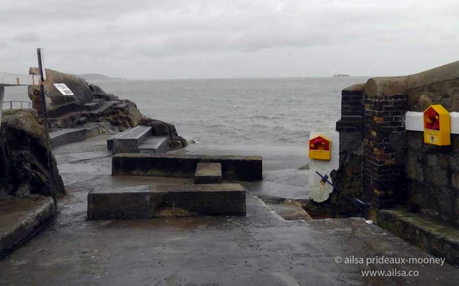 forty foot, sandycove, dublin, wild swimming, travel, travelogue, ailsa prideaux-mooney
