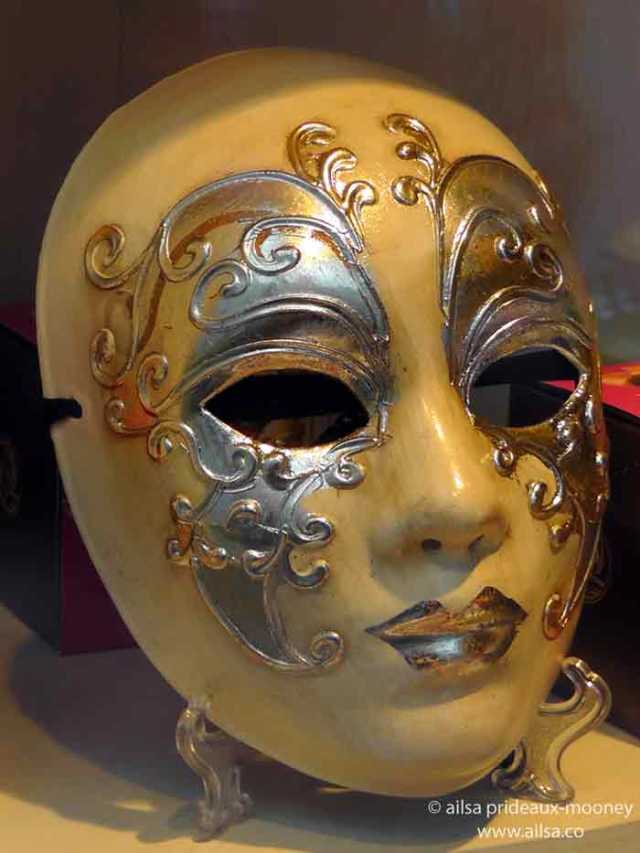 karneval, carnival, fasching, travel, masks, travelogue, ailsa prideaux-mooney