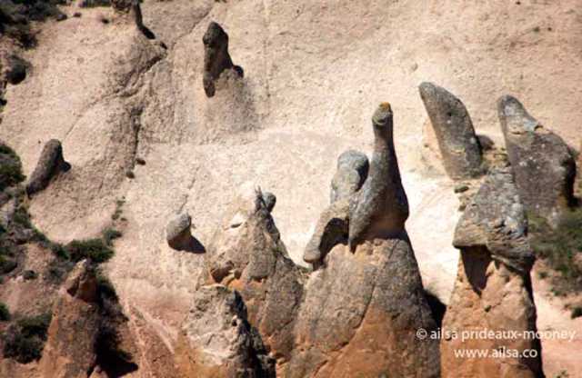 devrent valley, cappadocia, turkey, kissing rock, camel rock, seal rock, imagination valley, travel, travelogue, ailsa prideaux-mooney