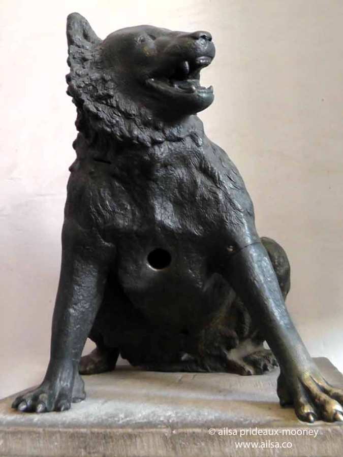 aachen cathedral, aachener dom, germany, legends, devil's thumb, the wolf and the pinecone, travel, travelogue, ailsa prideaux-mooney